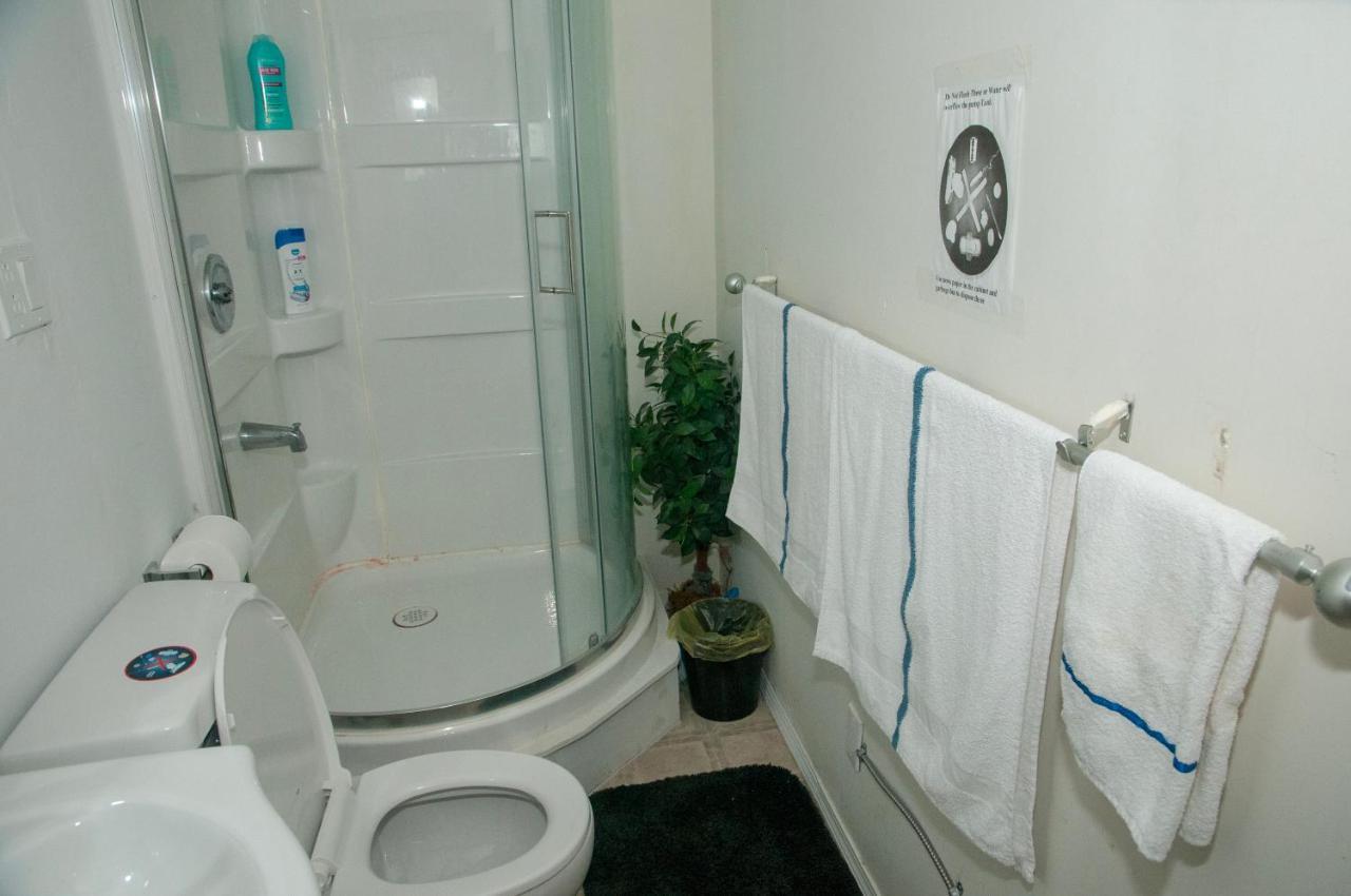 Guest Suite - Private Retreat - J-1 Abbotsford Buitenkant foto