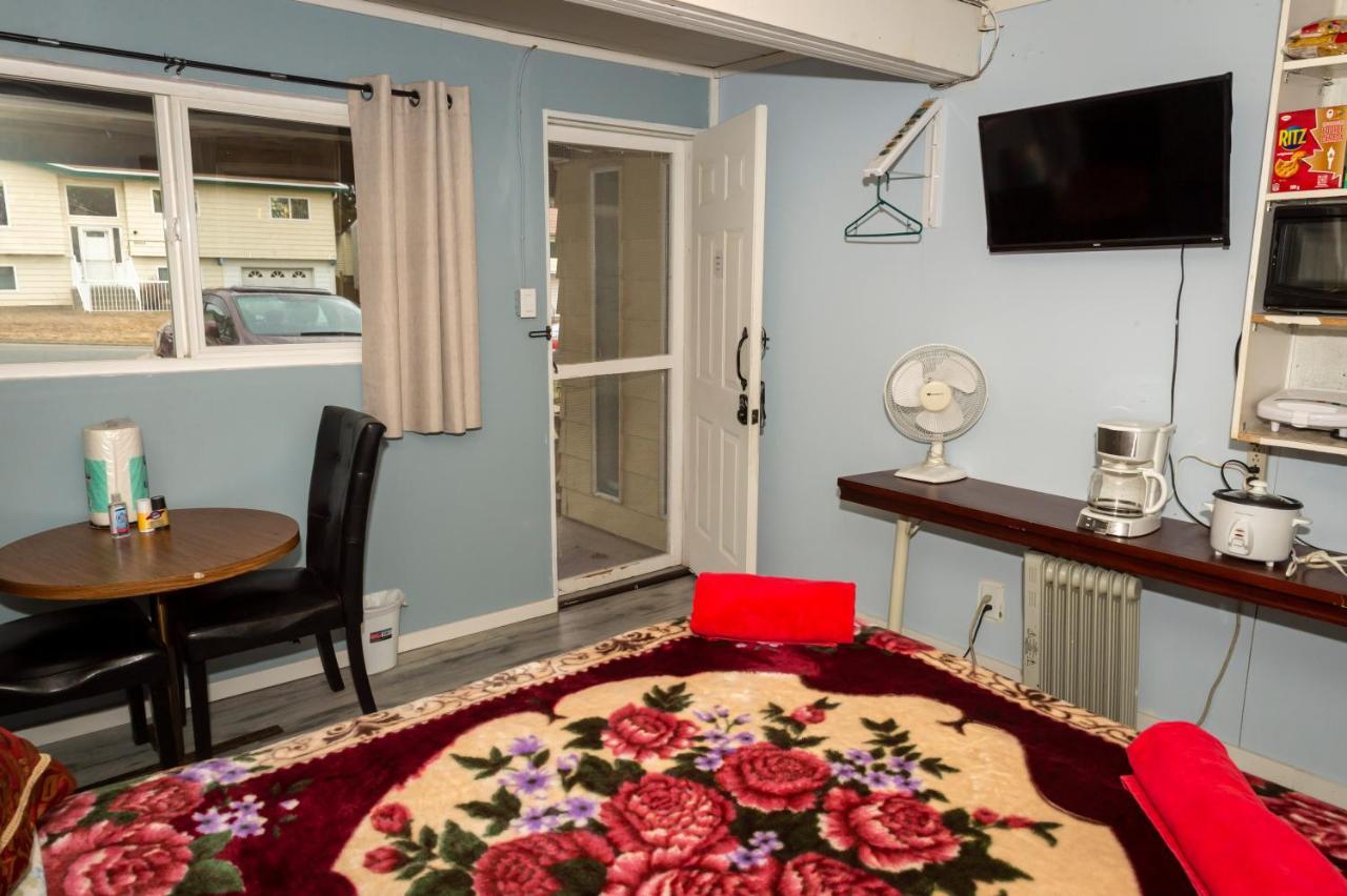Guest Suite - Private Retreat - J-1 Abbotsford Buitenkant foto