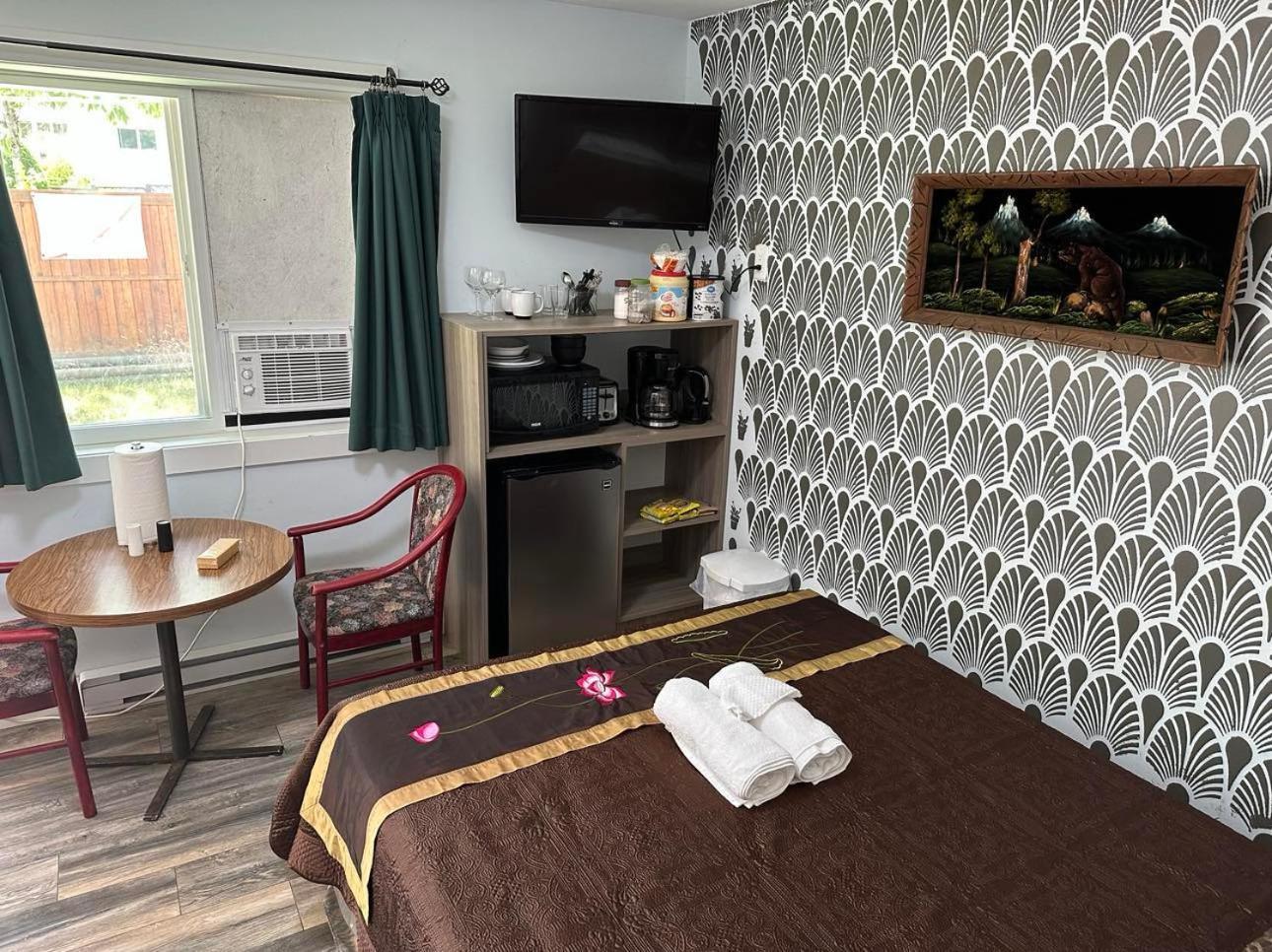 Guest Suite - Private Retreat - J-1 Abbotsford Buitenkant foto